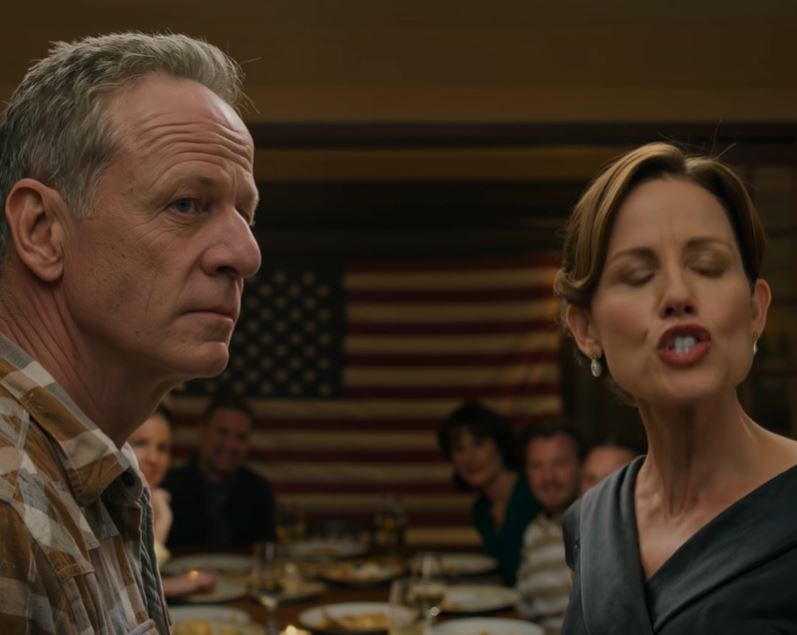 A minha nora pediu-me para recolher a loiça e ajustar o fogo mesmo à frente dos pais dela durante o Dia de Ação de Graças em Clearfield, e depois disse ao meu filho que eu “não combinava com o lugar, como um móvel que tornava o ambiente desconfortável” —