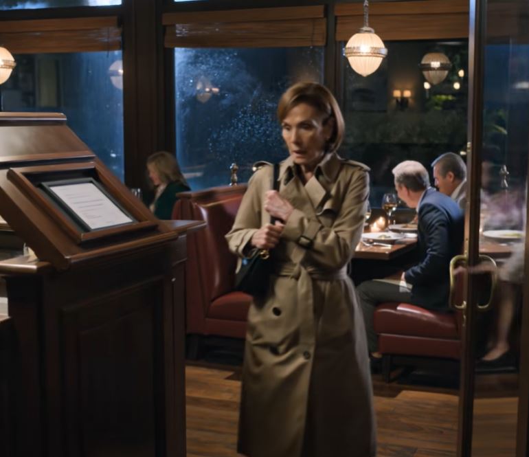 A minha filha cancelou o nosso jantar tranquilo em Portland nessa manhã, mas ao anoitecer vi-a a rir numa mesa à luz das velas que deveria ter-me incluído. Eu só queria um jantar tranquilo naquela noite.