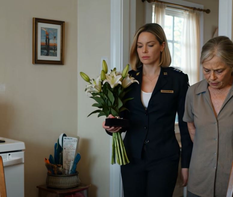 No Dia da Mãe, levei flores à minha mãe e perguntei-lhe sobre os 6.000 dólares que enviava todos os meses. Ela pareceu surpreendida e disse: “Tenho recebido ajuda da igreja”. Foi nesse momento que o meu pai e o meu irmão ENTRARAM pela porta