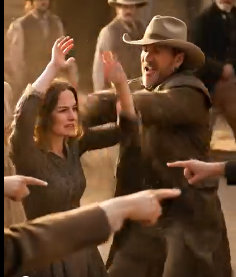 Nazywali mnie jałową, jakby to był wyrok śmierci, a potem zostawili w pyle Ash Ridge, żebym zniknęła. Ale kiedy mężczyzna, który powinien mnie chronić, wyszeptał: „Nikt po ciebie nie przyjdzie, Kate”, przysiągłam sobie, że przeżyję, by ich wszystkich prześladować. Nie spodziewałam się, że zbawienie przybierze twarz nieznajomego – ani że miłość znajdzie mnie na skraju amerykańskiej granicy, gdzie wciąż czekało coś o wiele mroczniejszego.