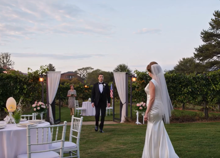 Moja mama oczerniała mojego usługodawcę ślubnego za moimi plecami – nigdy nie przewidziała, co ją czeka