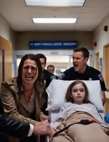 „Zamarłam przy wejściu do szpitala, kiedy ją zobaczyłam – moją byłą, przemoczoną deszczem, krzyczącą o pomoc, wpychając małą dziewczynkę na ostry dyżur. Potem dziecko się odwróciło i mój świat się zawalił. Te oczy… były moje. „Mówiłeś, że ją porzuciłeś!” – ryknęłam. Spojrzała na mnie drżącymi ustami. „Nie” – wyszeptała – „to ty nas zostawiłeś”. I w tym momencie wszystko, w co wierzyłam, rozpadło się na kawałki…”