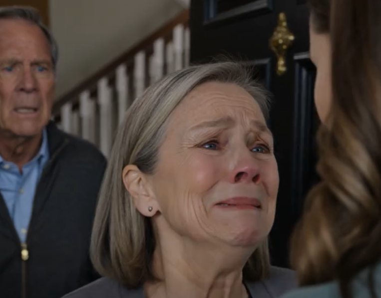 „Potrzebujemy twojego syna” – powiedział mój ojciec na ganku domu, który zbudowałam po tym, jak wyrzucił mnie z domu, gdy byłam w ciąży, gdy miałam szesnaście lat – i nagle ci sami rodzice, którzy podpisali papiery wymazujące mnie z rodziny, wrócili uśmiechnięci, trzymając pusty czek, błagając o wnuka, którego już obiecali dwustu gościom… nie zdając sobie sprawy, że prawda czekająca w moim domu miała wszystko zniszczyć”.