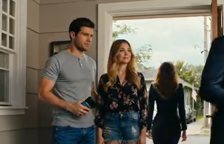 Po 4 latach związku mój narzeczony powiedział: „Nie jesteś godzien być moją żoną, znajdę kogoś lepszego” i zostawił mnie. Tylko się roześmiałam. Teraz jego nowa dziewczyna wyszła za mąż za kogoś innego. I błaga mnie, żebym wróciła… ALE JEGO WIADOMOŚCI CZYTA MÓJ NOWY MĄŻ.