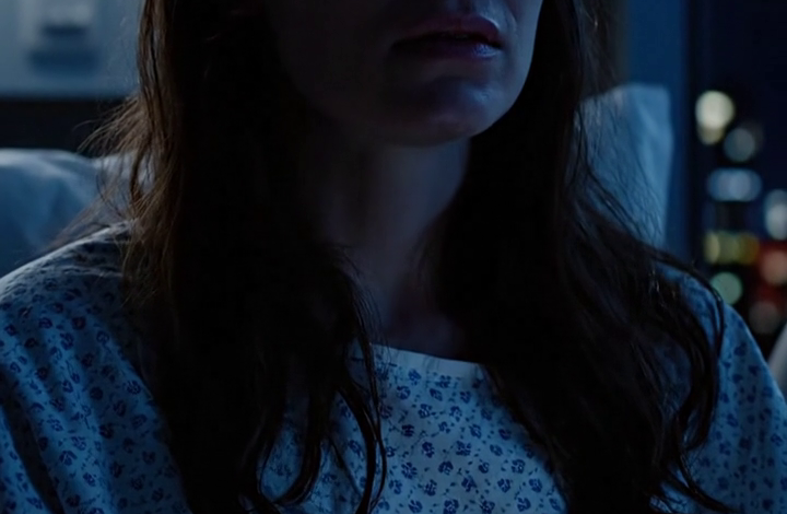 Snoubenka mého bratra mě objala na brunchi a nazvala mě „slavnou sestrou“ – o pár měsíců později jsem se probudila v nemocniční posteli, zatímco mi psal zprávy, abych se od nich držel dál