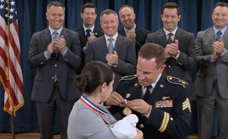 O meu marido abandonou-me, juntamente com os nossos gémeos recém-nascidos, porque a mãe rica mandou… Então, uma noite, ligou a TV e ficou paralisado…