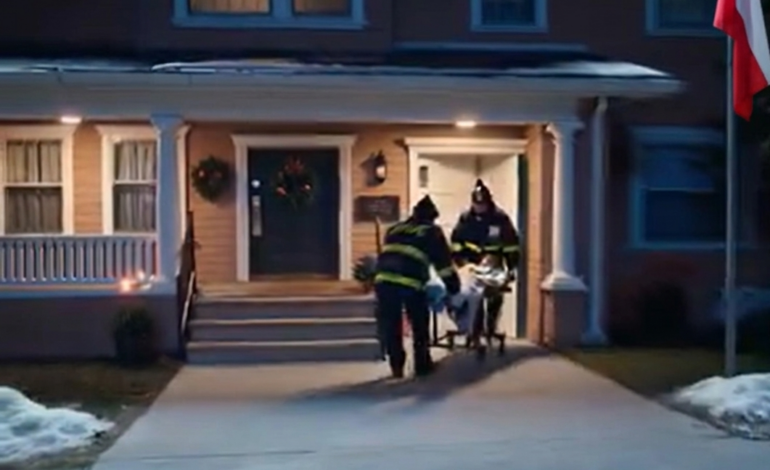 Moja siostra przykuła mnie łańcuchem w wilgotnym, ciemnym pokoju, gdy umierałem, mówiąc: „Zasługujesz na to, żeby zniknąć – to imperium jest teraz moje”. Na sali sądowej uśmiechała się, pewna, że ​​nikt nie ma dowodów… aż do momentu, gdy mój lekarz nagle wypowiedział sześć słów, które zamroziły CAŁĄ SALĘ SĄDOWĄ.